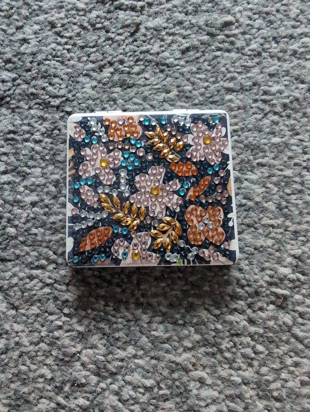 Flower 🌺 pocket mirror